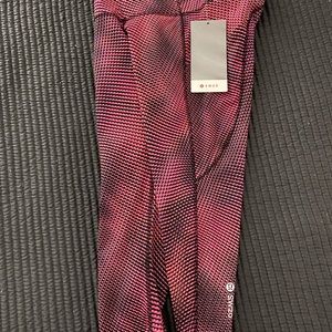 NWT New Lululemon SeaWheeze Fast and Free High Rise Size 6 Leggings Crop Capri